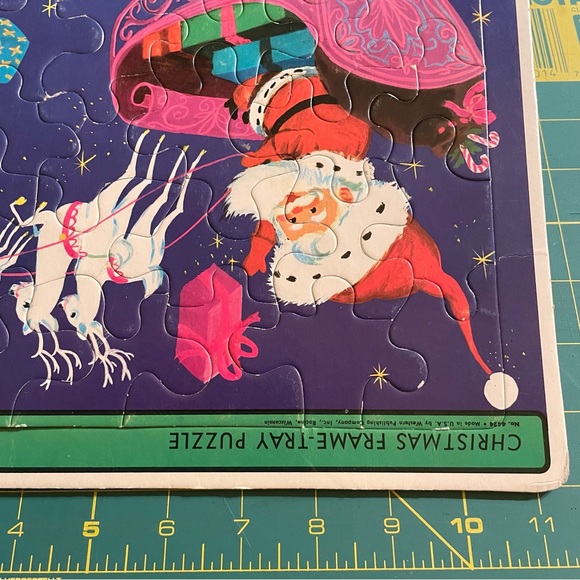 Vintage Christmas Frame Tray Puzzle Santa Reindeer Western Publishing MCM #4424 - Picture 16 of 16